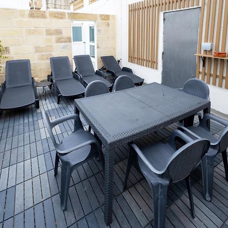 Quiet Ensuite Budget Twin Room Sliema Buitenkant foto
