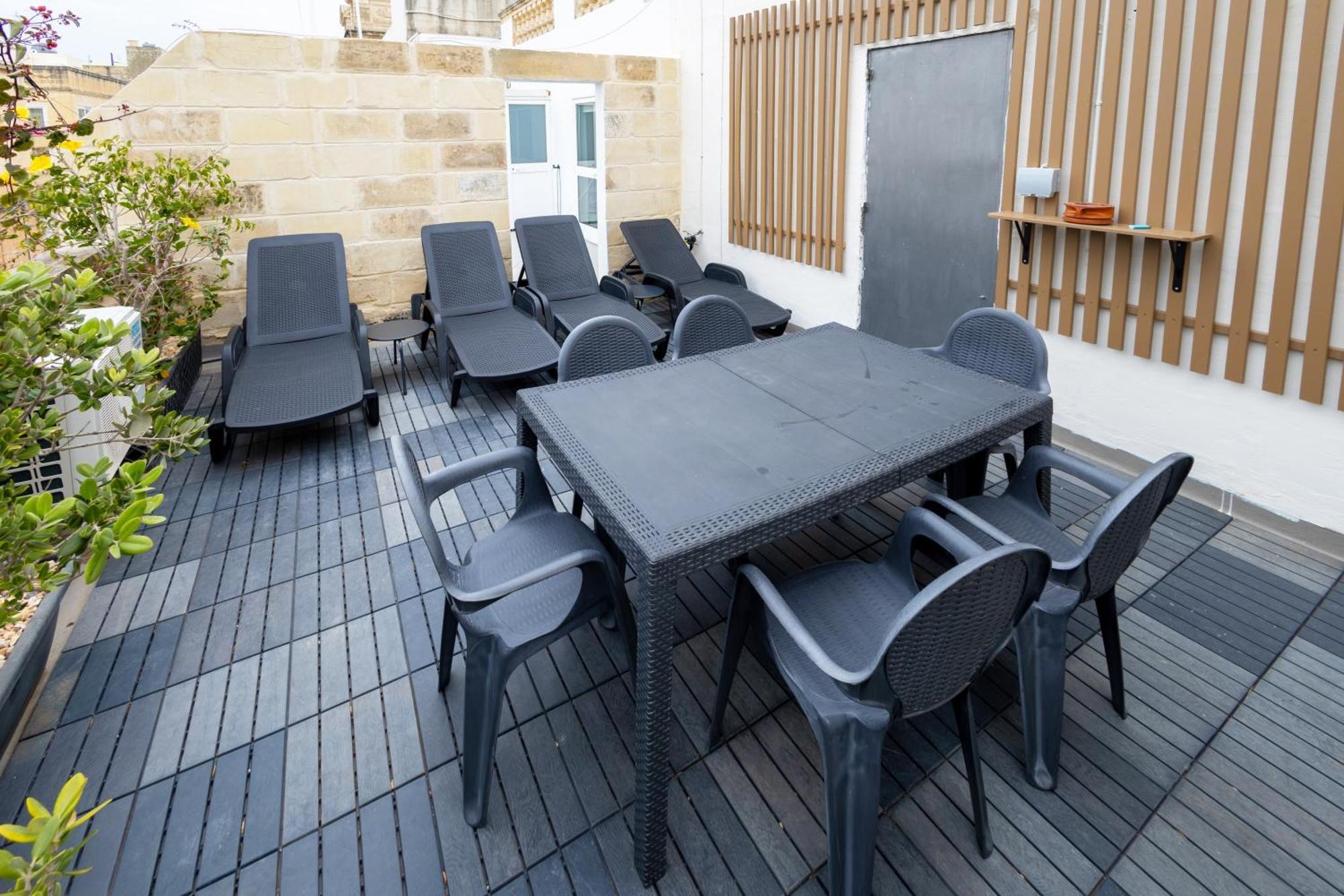 Quiet Ensuite Budget Twin Room Sliema Buitenkant foto