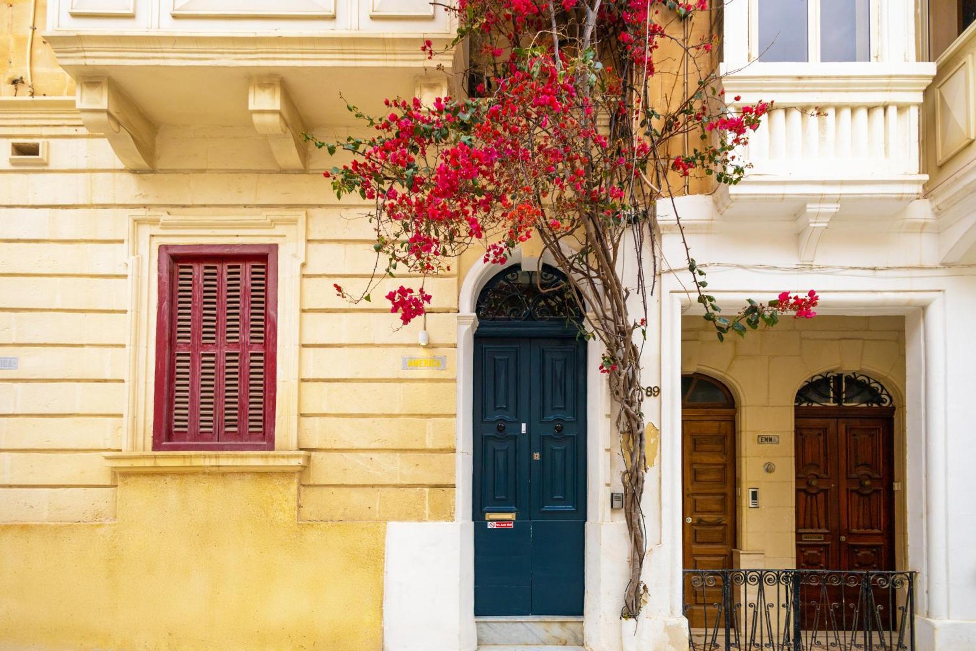 Quiet Ensuite Budget Twin Room Sliema Buitenkant foto